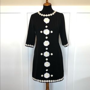 Vintage Daisy Sheath Dress